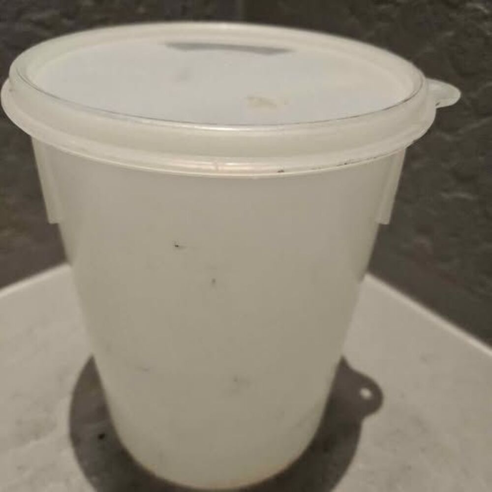 Eagle Super Seal Plastic Food Storage Container